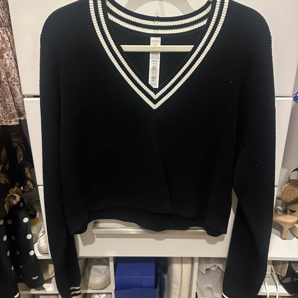 ALO Yoga Black V-Neck Sweater with White Accents